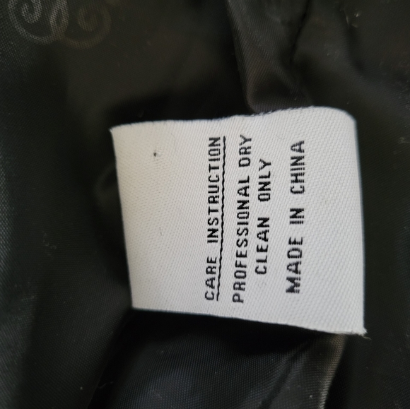 Fleet Street Ltd. Winter Pea Coat. Black with removable faux fur trim. - Picture 8 of 9